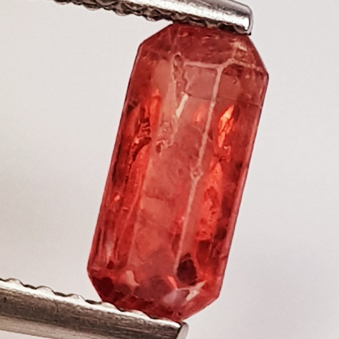 0.90 ctz "Exclusive Gem" Natural Spinel: No Reserve! Title: 0.90 ctz "Exclusive Gem" Natural Spinel Color/Clarity: Pink / VVS Gemstone: Spinel Carat Weights: 0.9 Size: 8.10 x 4.70 x 3.00 Additional Information: Rectangular / Nigeria Shipping