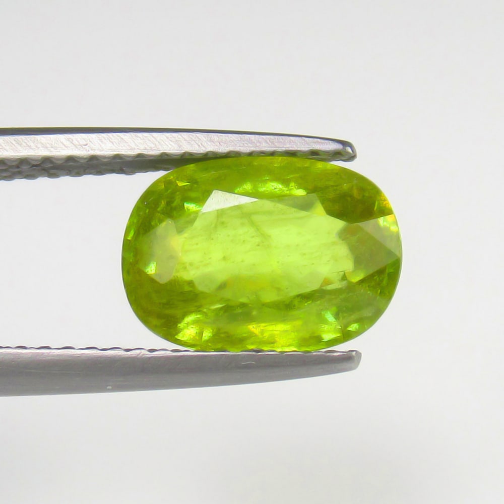 Natural Sphene - 2.98 Ct (1 of 2)