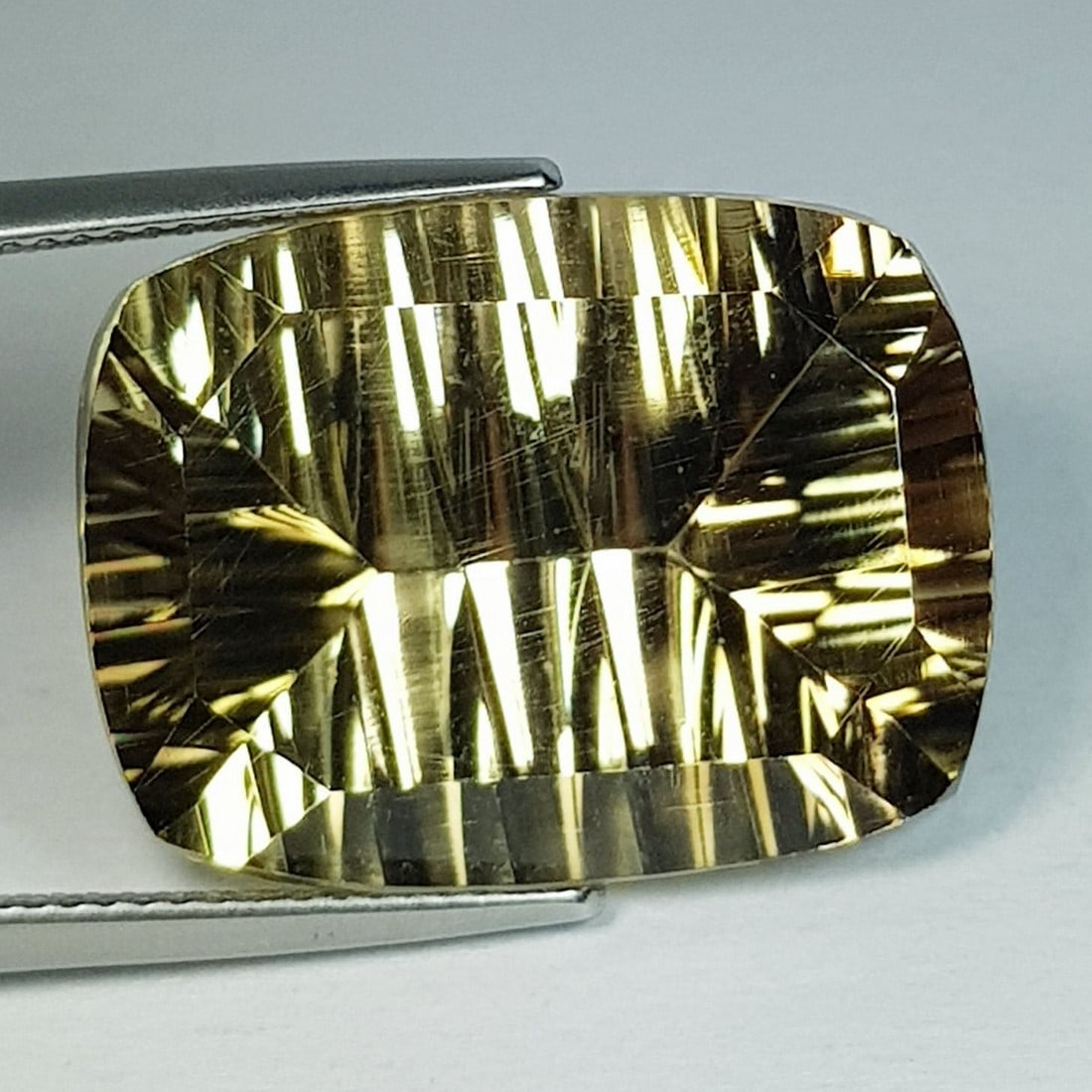 27.07 Ctz Top Grade Concave Cut Natural Honey Quartz (1 of 4)
