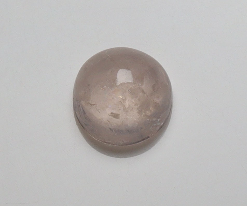 Stunning " Natural Morganite " 2.29 cts Natural Morganite: No Reserve! Title: Stunning " Natural Morganite " 2.29 cts Natural Morganite Additional Information: Gemstone : Natural Morganite Shape and Cut : Round Cabochon Weight : 2.29 carats Measurements : 8x8