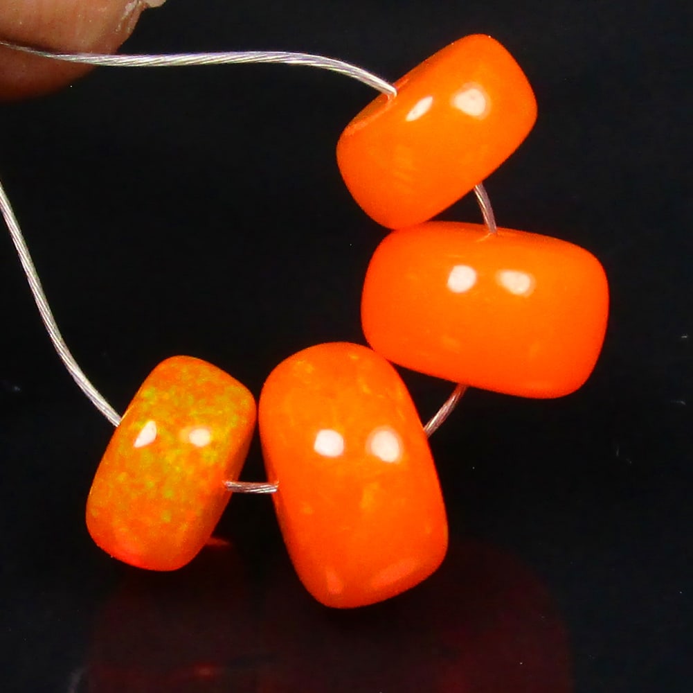 5.14 Ctw Natural 4 Drilled Orange Fire Opal Round Beads (1 of 2)