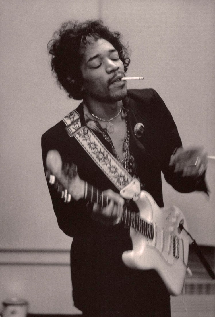 LINDA MCCARTNEY - Jimi Hendrix c 1967: Artist: LINDA MCCARTNEY Print Title: Jimi Hendrix c 1967 Medium: Photolithograph Printed 1990’s in Hong Kong Image size (inches) approx.9 x 6” Additional Information: COA included Reserve:
