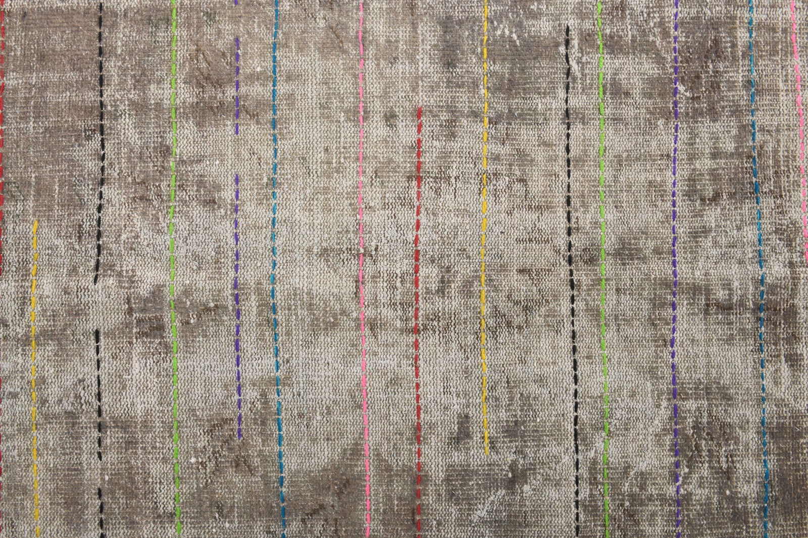 5'7x9'2 ft DESIGNER TURKISH Antique Minimalist: Title: 5'7x9'2 ft DESIGNER TURKISH Antique Minimalist Origin: Turkey Date/Period: 1960 - 1970 Materials: Wool And Cotton Size: Width: 5.7 feet Length: 9.2 feet Description: This Turkish one-of-a-kind