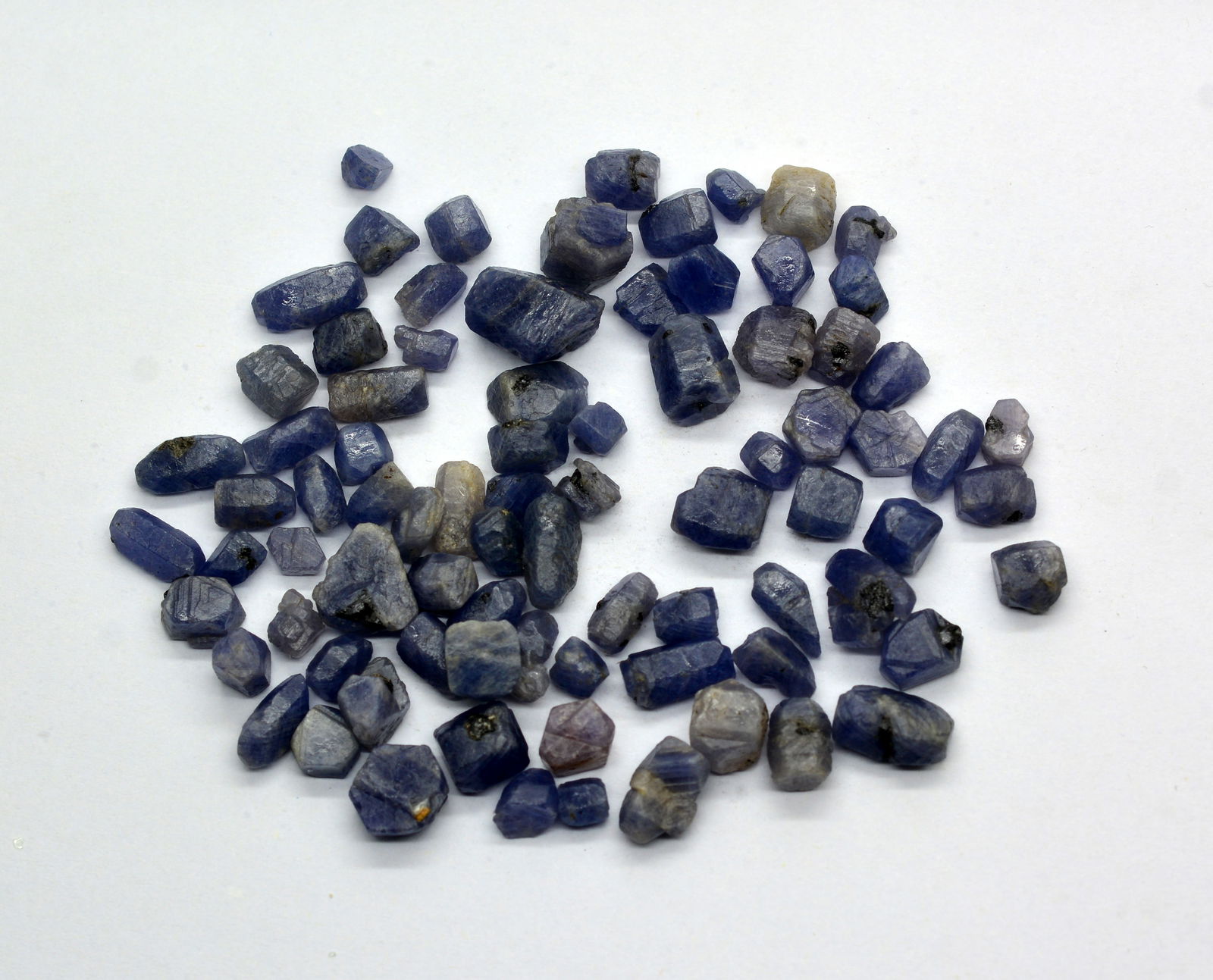 200 Carats Beautiful Sapphire Crystals (1 of 4)