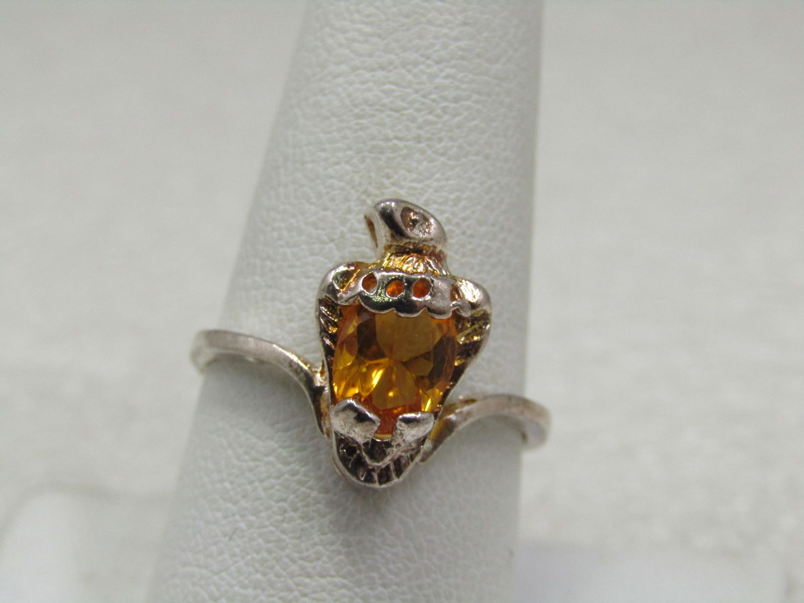 Gold Stone Eagle Ring, Sz. 9, Silver Tone. (1 of 8)