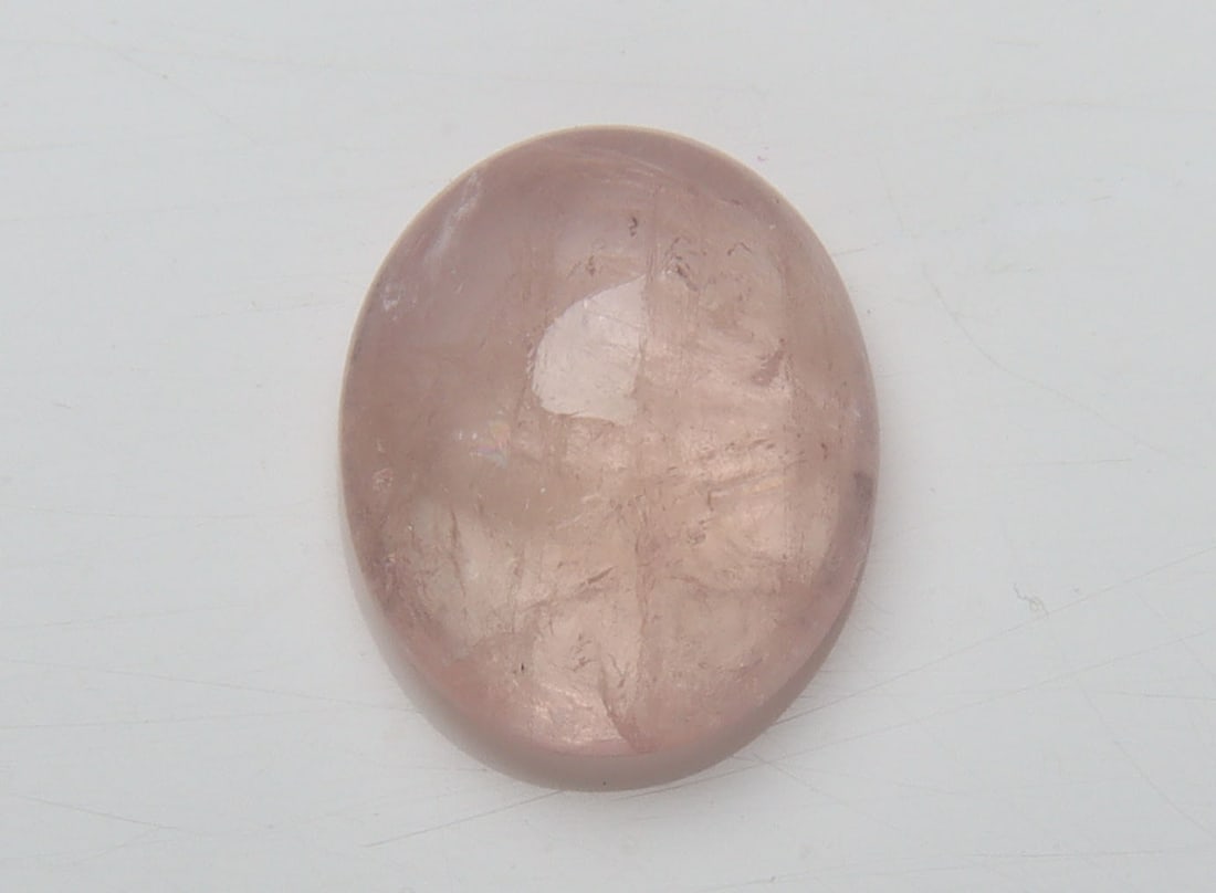 Lovely " Natural Morganite " 2.60 cts Natural Morganite: No Reserve! Title: Lovely " Natural Morganite " 2.60 cts Natural Morganite Additional Information: Gemstone : Natural Morganite Shape and Cut : Oval Cabochon Weight : 2.60 carats Measurements : 10.31x