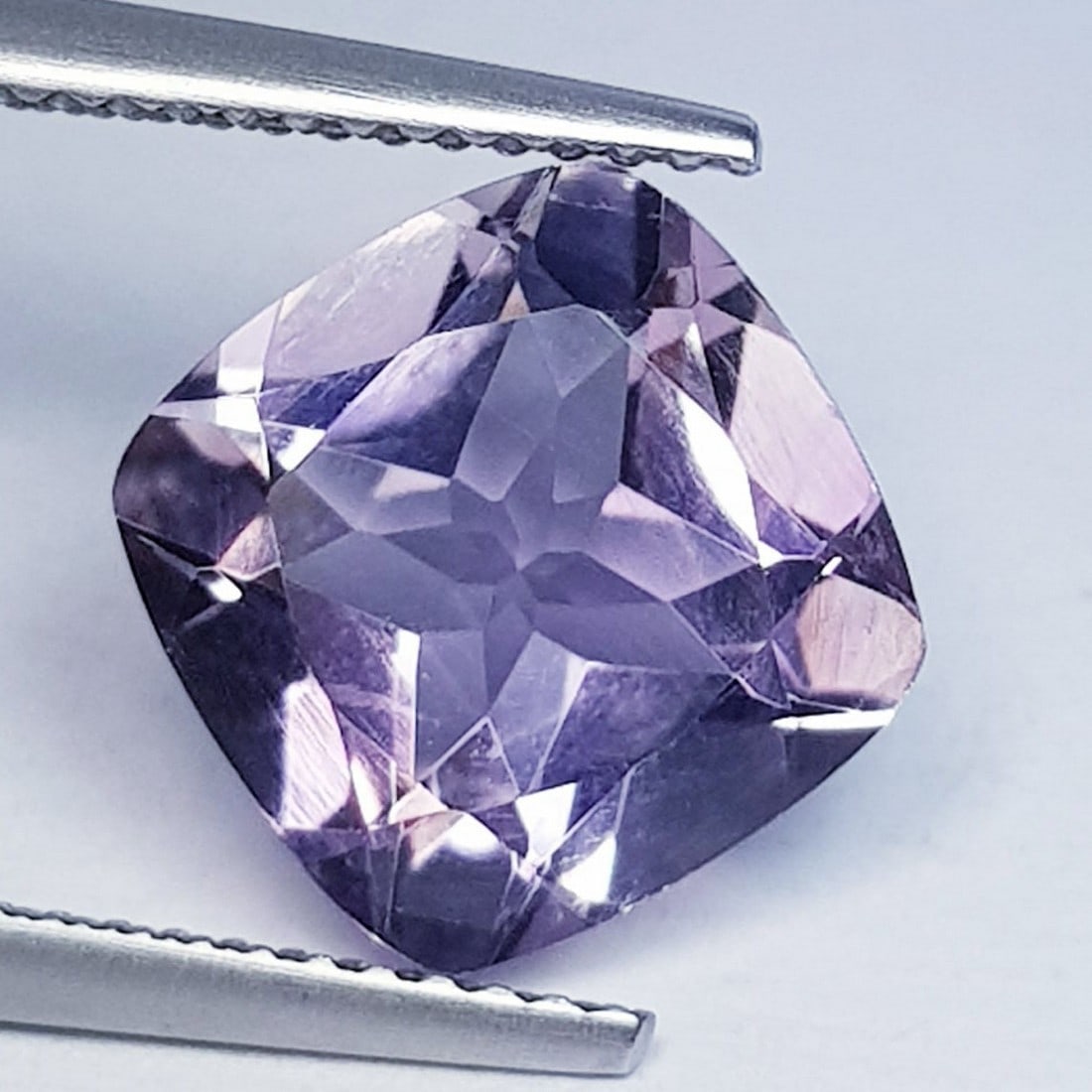 3.82 ctz Top Grade Gem Natural Purple Amethyst (1 of 2)