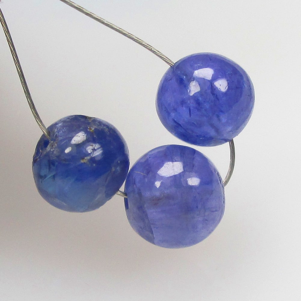 5.78 Ctw Natural 3 Drilled Tanzanite Round Ball Beads (1 of 2)