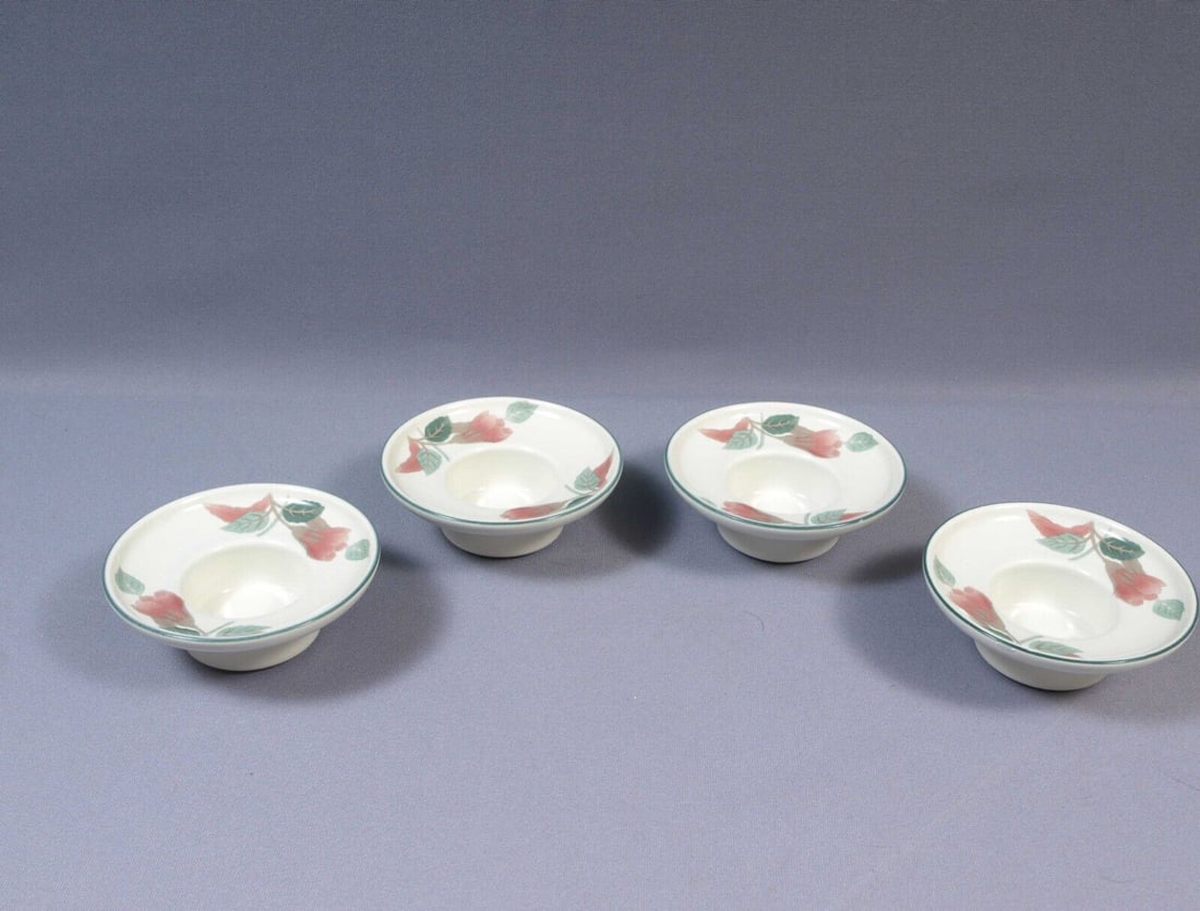 Mikasa Continental SILK FLOWERS F3003 4 Egg Cup Holder set Microwave safe: This is one exceptional set of 4 Egg Cups/Holders made by Mikasa. The set is from Continental Collection in SILK FLOWERS Pattern. The pattern includes the pink flowers and green rim. It is oven to tab