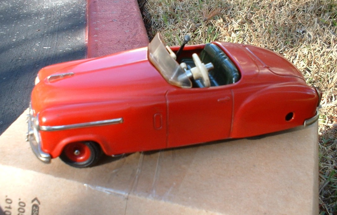 Schuco Combinato ,separate windups for propulsion and horn, working tachometer coupled with (1 of 4)