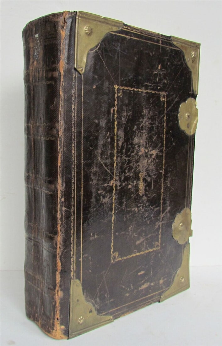 1679 MISSAL antique FOLIO in LATIN Missale Novum Monasticum (1 of 12)