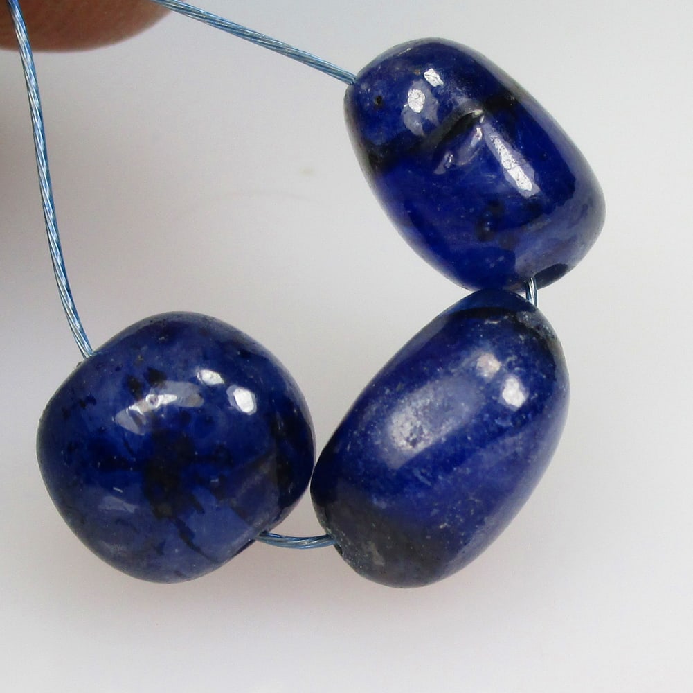10.72 Ctw Natural 3 Blue Sapphire Dumble Beads (1 of 2)