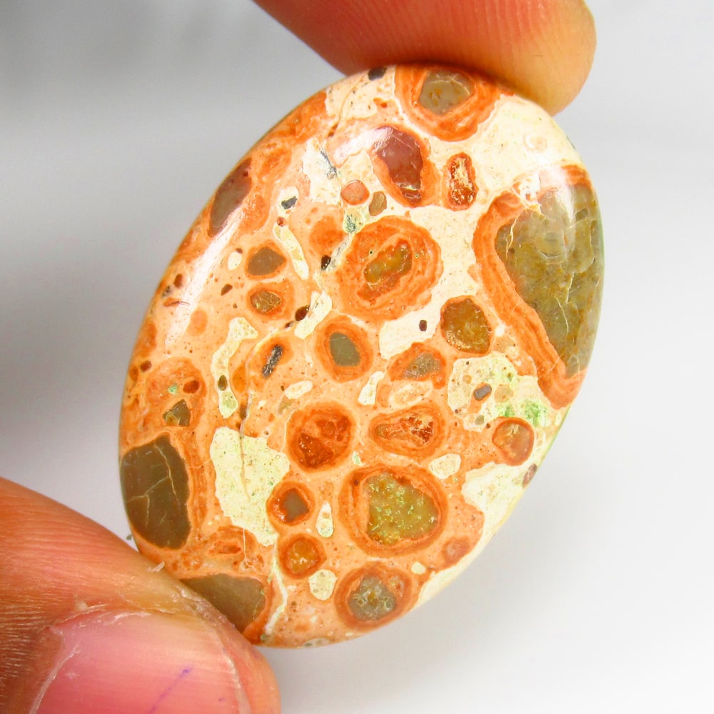 35.06 Ct - Natural Asteroid Jasper: No Reserve! Title: 35.06 Ct - Natural Asteroid Jasper Description: Gemstone Gemstone: Jasper Carat: 35.06 Size/Dimension:35.0 x 24.0 x 5.3 mm Shipping: Domestic: Flat-rate of $7.00 to anywhere within