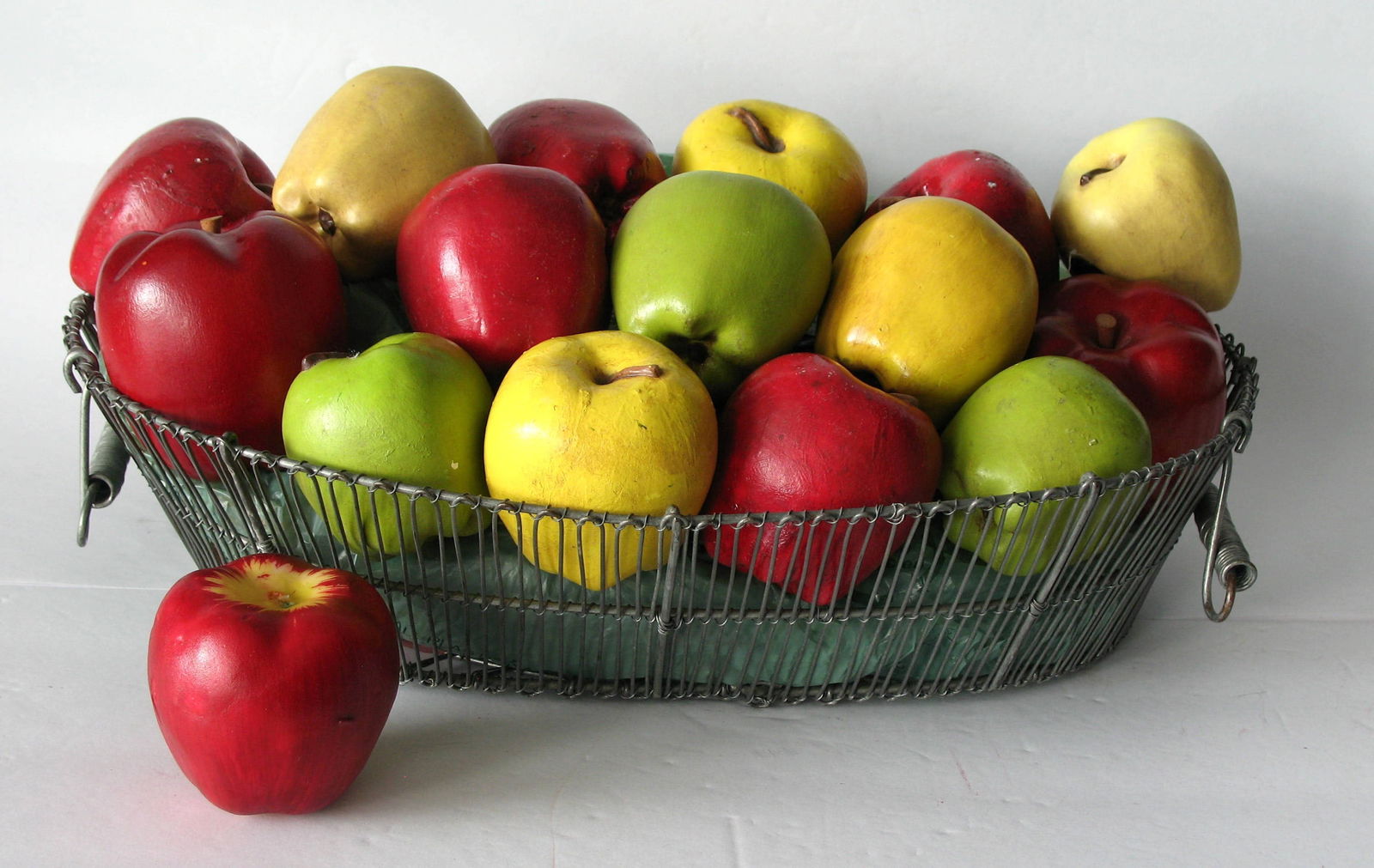 Group of country store display apples. (1 of 2)