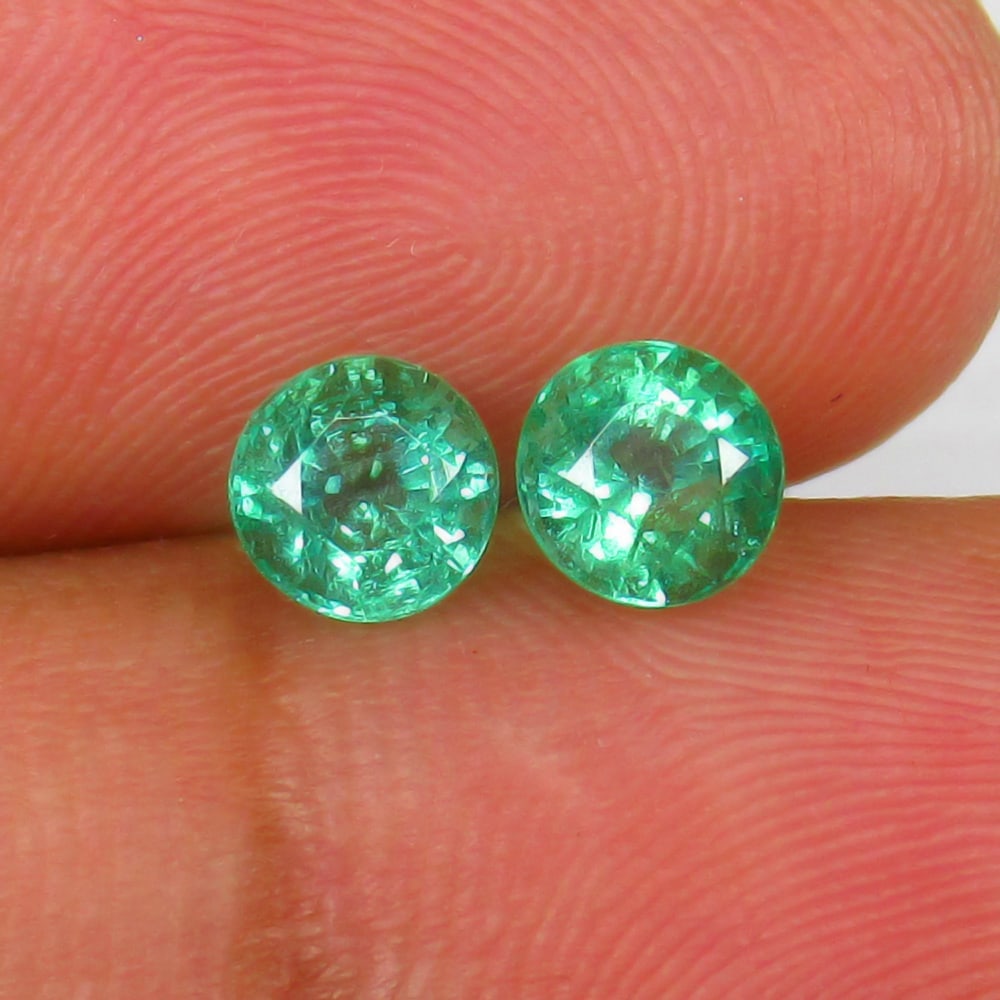 1.40 Ct - Natural Emerald Pair (1 of 2)