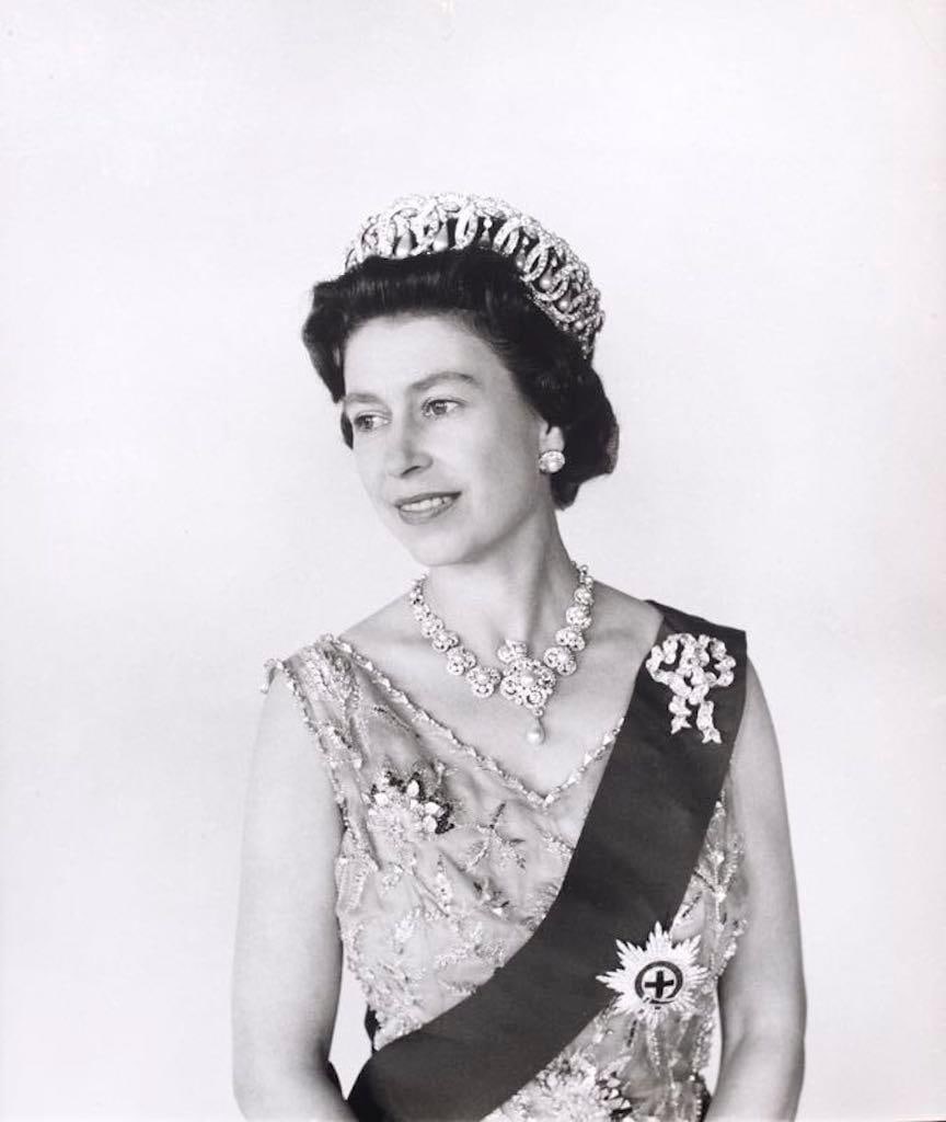 V&A Museum London 'Queen Elizabeth II' by Cecil Beaton 1968 (printed later): Queen Elizabeth II' by Cecil Beaton (1904-80) Queen Elizabeth II, Buckingham Palace, England, 1968. © Victoria and Albert Museum, London Paper size 20 x 16 inches / 50 x 40 cm Printed in 2022 - p