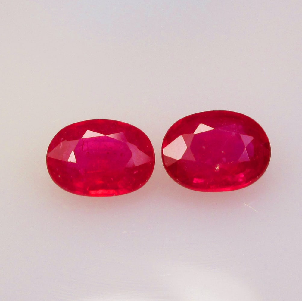 2.83 Ctw Natural Mozambique Red Ruby Oval Pair (1 of 2)