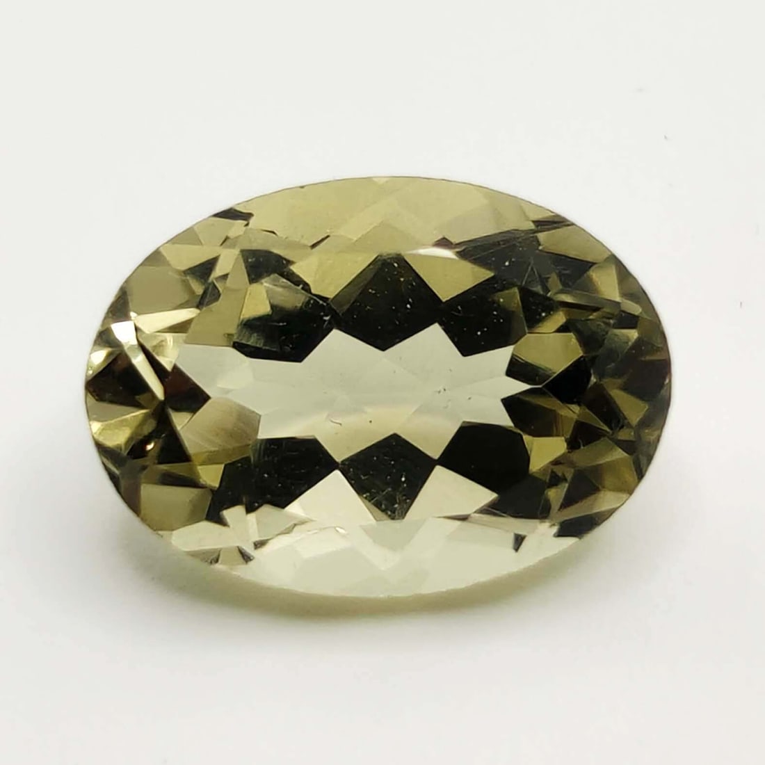 6.10 ct Natural Green Lemon Quartz: No Reserve! Title: 6.10 ct Natural Green Lemon Quartz Description: Gemstones: Natural Quartz Carat Weights: 6.10 ct Size/Dimensions: 14 x 10 x 7 mm Treatment: No Materials &Techniques:Quartz Shipping: