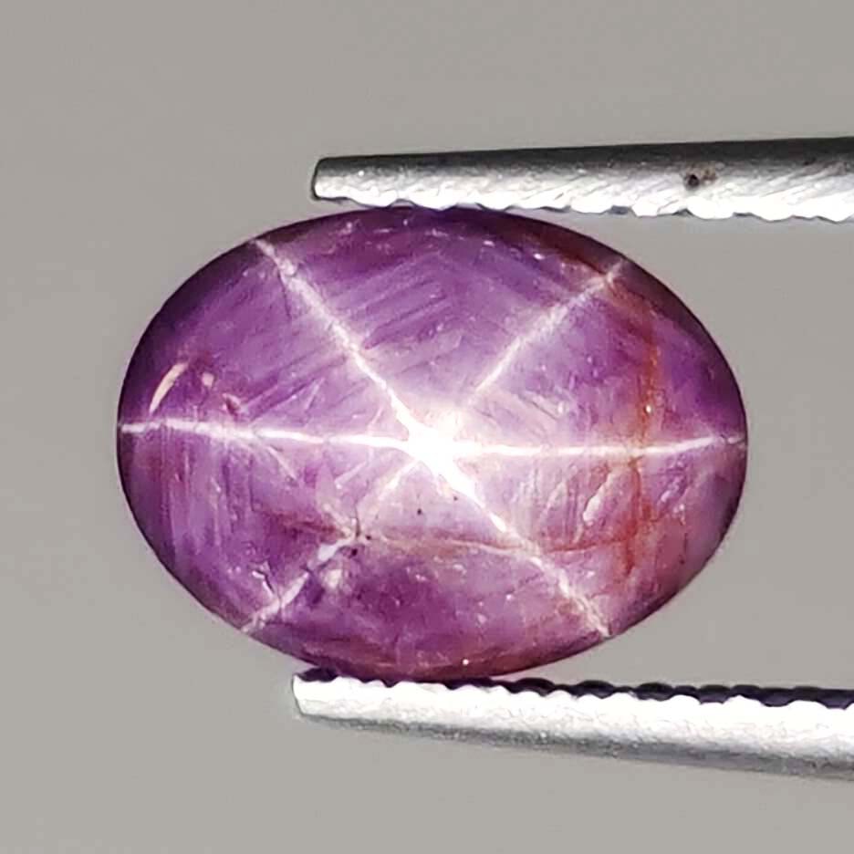 2.60 ct Natural Star Ruby (1 of 2)