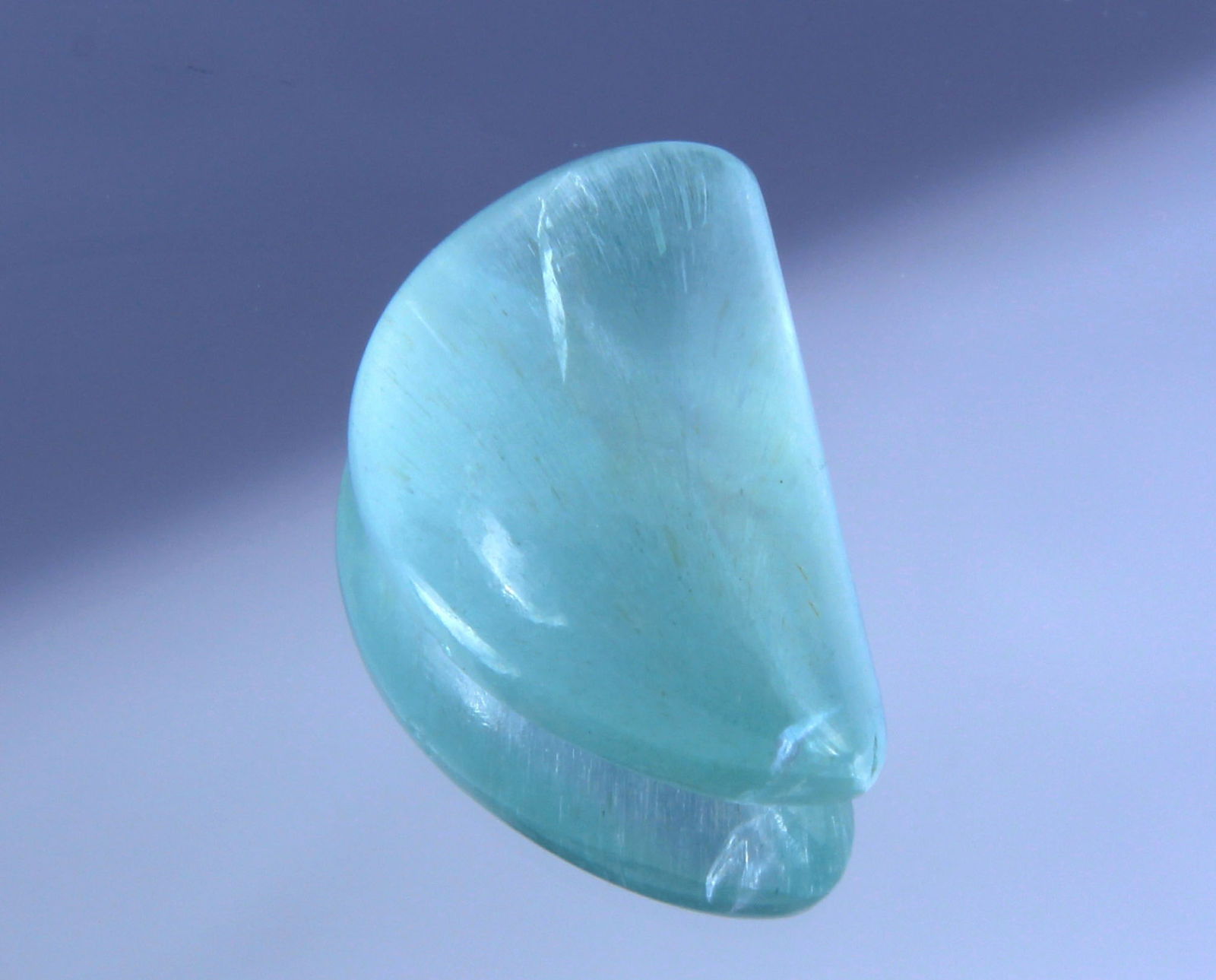 Lovely " Natural Aquamarine " 7.00 Cts Natural Aquamarine (1 of 3)