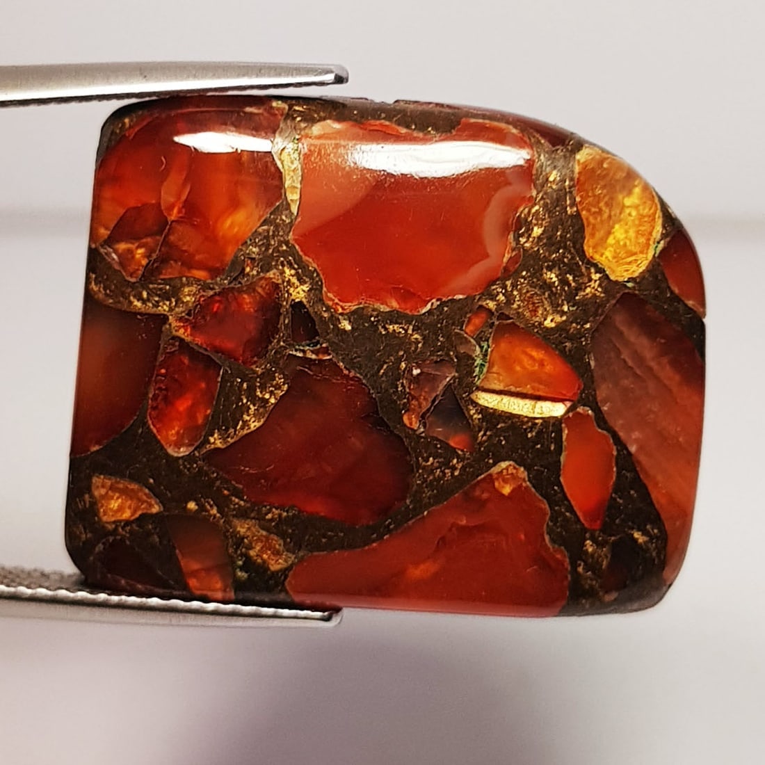 37.70 Ctz Mojave Carnelian Bronzed Copper: No Reserve! Title: 37.70 Ctz Mojave Carnelian Bronzed Copper Gemstones: Mojave Carnelian Color/Clarity: Orange Copper / Opaque Carat Weights: 37.7 Size: 21.55 x 21.55 x 6.20 Additional Information: Fa