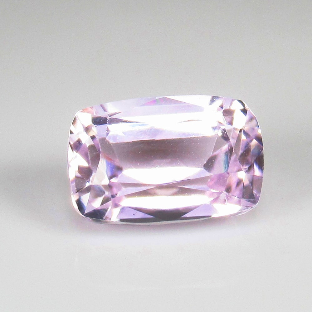 Natural Pink Kunzite - 5.04 Ct (1 of 2)