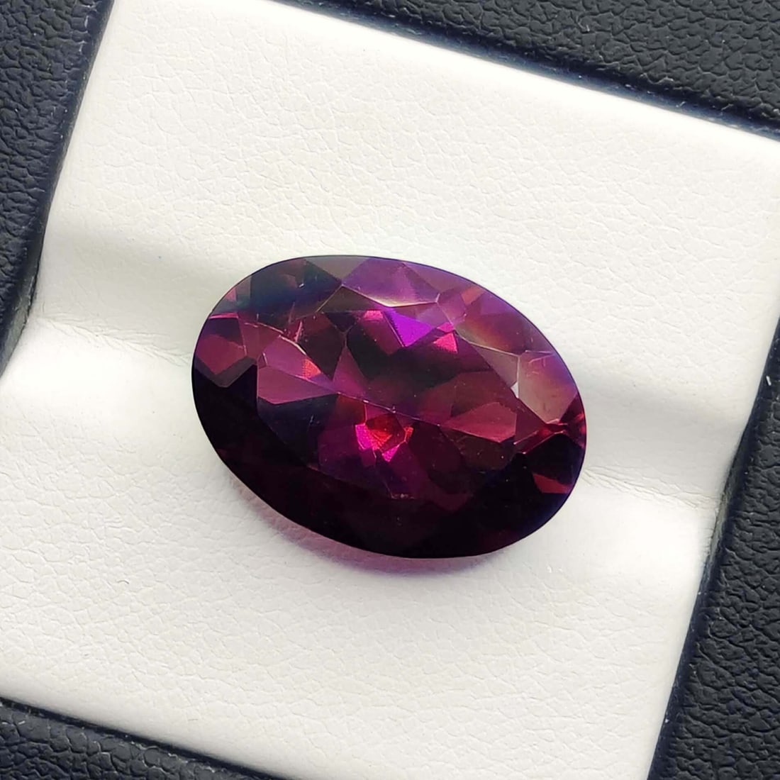 11.10 ct Natural Savage Fire Mystic Quartz (1 of 2)