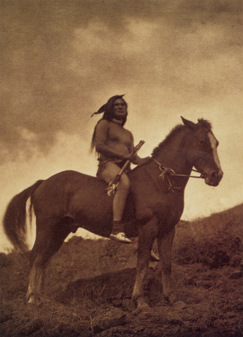 EDWARD CURTIS - The Old Time Warrior, Nez Perce, 1910 (1 of 1)
