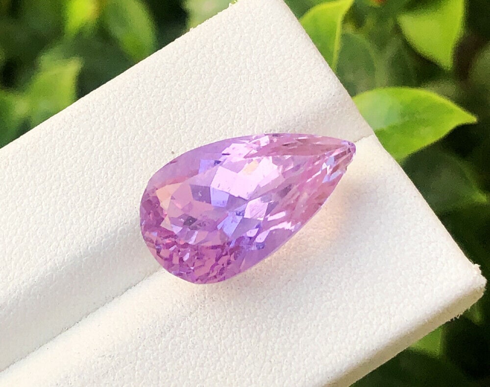 Kunzite, 14.10 cts Fancy Cut Natural Pink Kunzite Gemstone From Afghanistan: Kunzite, 14.10 cts Fancy Cut Natural Pink Kunzite Gemstone From Afghanistan - Item NR876 Dimension 19 x 11 x 11 mm .... Weight 14.10 Carats .... No Treatment Natural Gemstone .... Origin: Afghanistan 