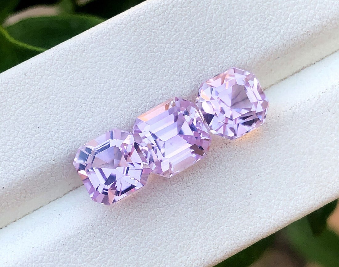 Kunzite, 10.90 cts Fancy Cut Natural Pink Kunzite Gemstone From Afghanistan: Kunzite, 10.90 cts Fancy Cut Natural Pink Kunzite Gemstone From Afghanistan - Item NR1062 Dimension 8x8x7 mm 8x8x7 mm 8x7x7 mm .... Weight 10.90 Carats .... No Treatment Natural Gemstone .... Reserve: