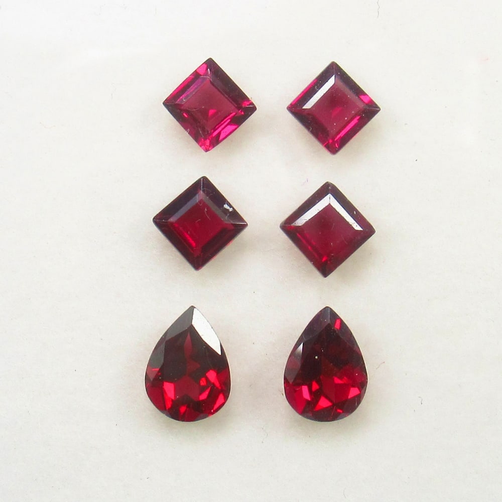 Natural Rhodolite Garnet Earring Set - 5.51 Ct (1 of 3)
