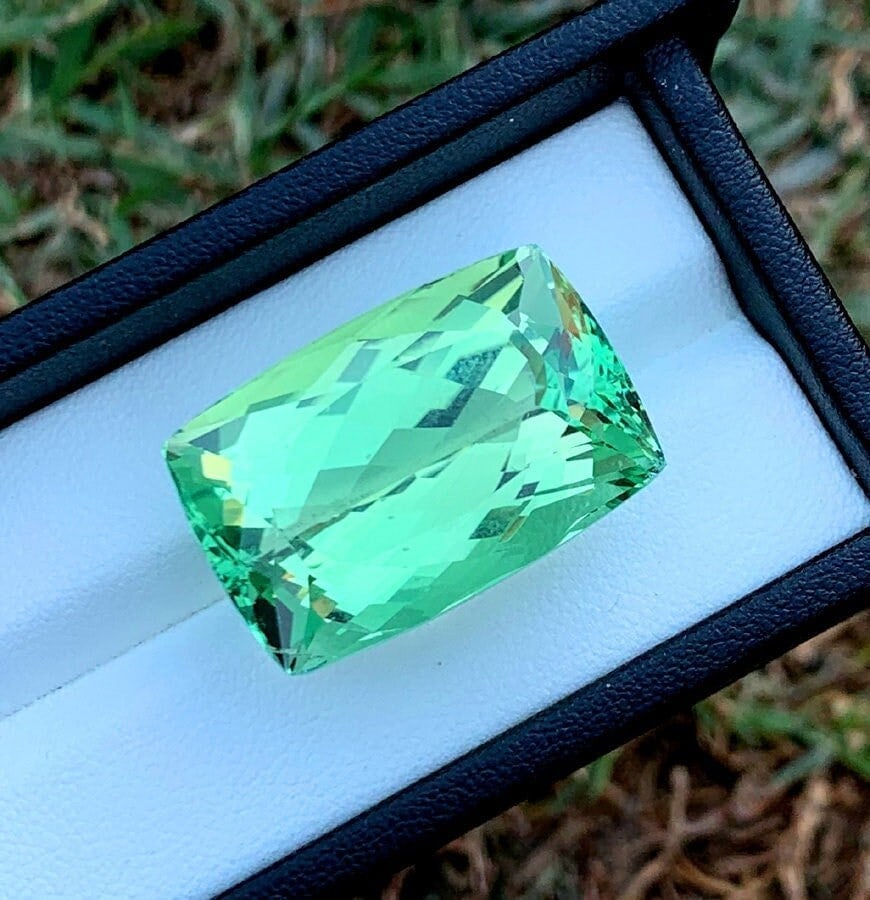 Eye Clean Green Spodumene Kunzite Gemstone, Loose Gemstone, Faceted Gemstone, Kunzite Ring, Kunzite (1 of 6)