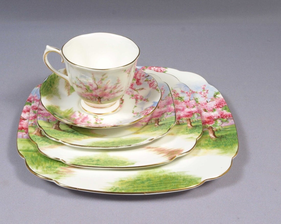 Royal Albert Blossom Time PLACE SETTING Dinner Salad Bread Plate Cup England (1 of 6)