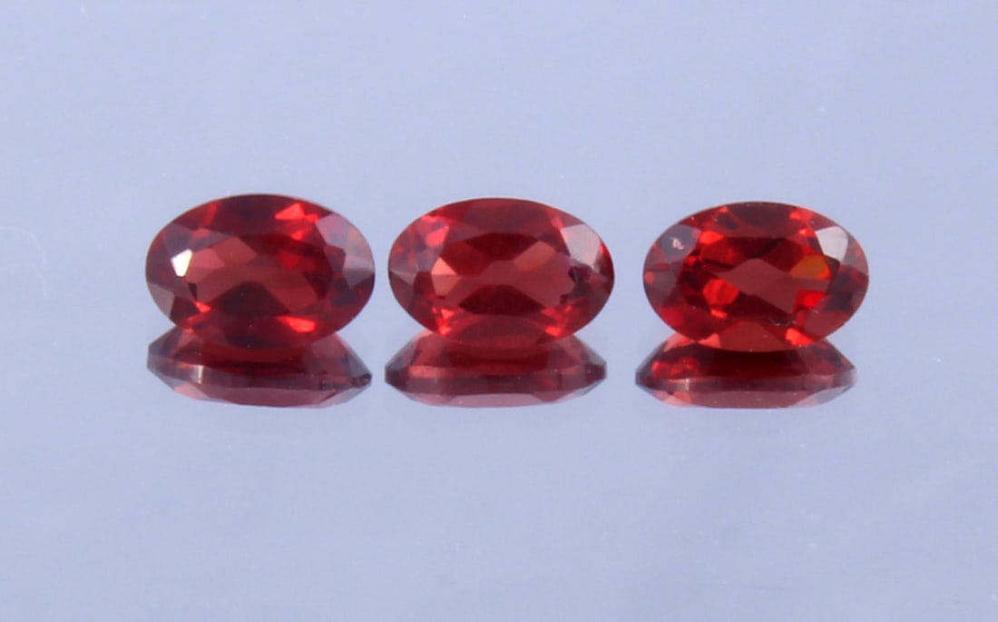 Delightful " Natural Pyrope Almandine Garnet " 1.86 Cts Natural Pyrope Almandine Garnet Pair (1 of 5)