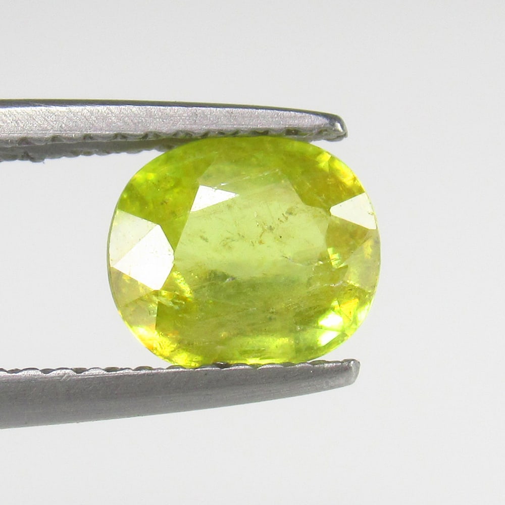 Natural Sphene - 1.47 Ct (1 of 2)