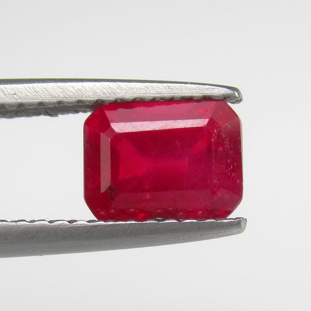 Natural Red Ruby - 1.70 Ct (1 of 2)