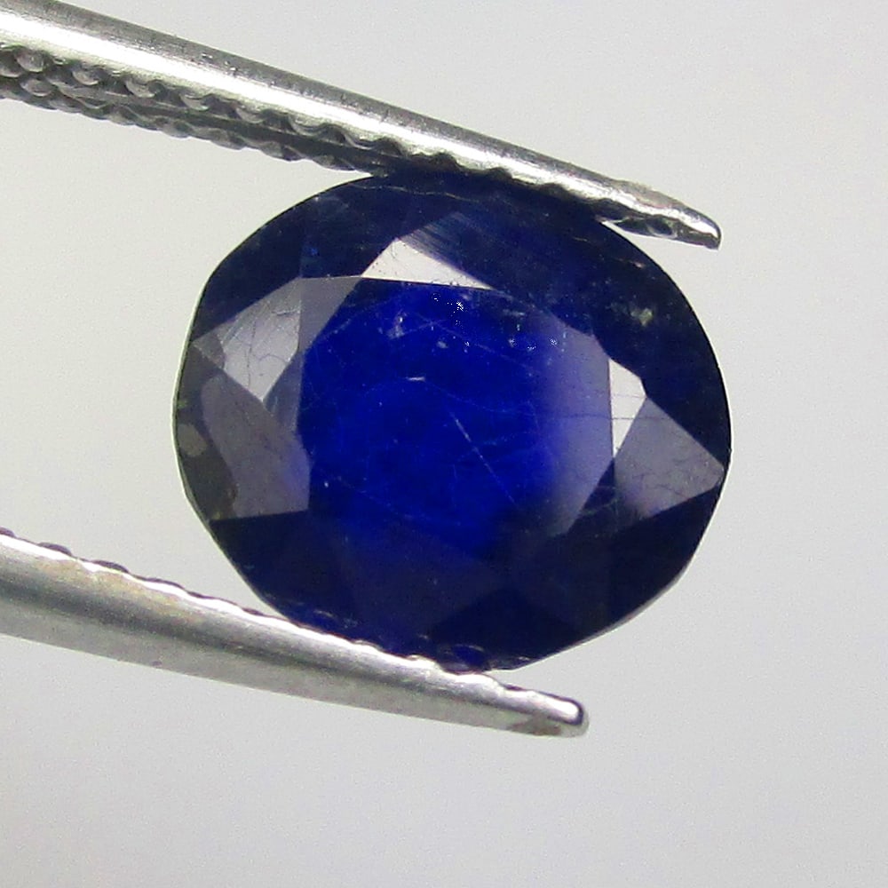 2.77 Ctw Diffusion Sapphire Oval Cut (1 of 2)