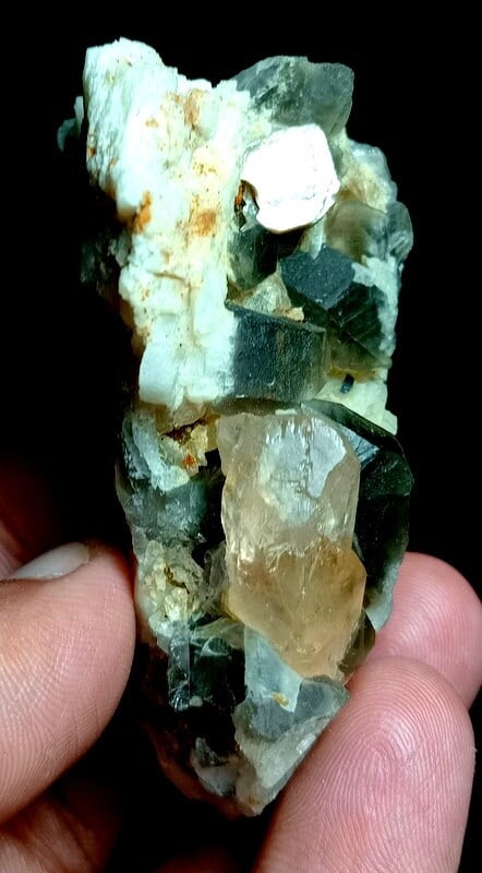 80 Grams Beautiful Light Sherry Topaz With Smoky Quartz Specimen From Skardu pakistan (1 of 7)
