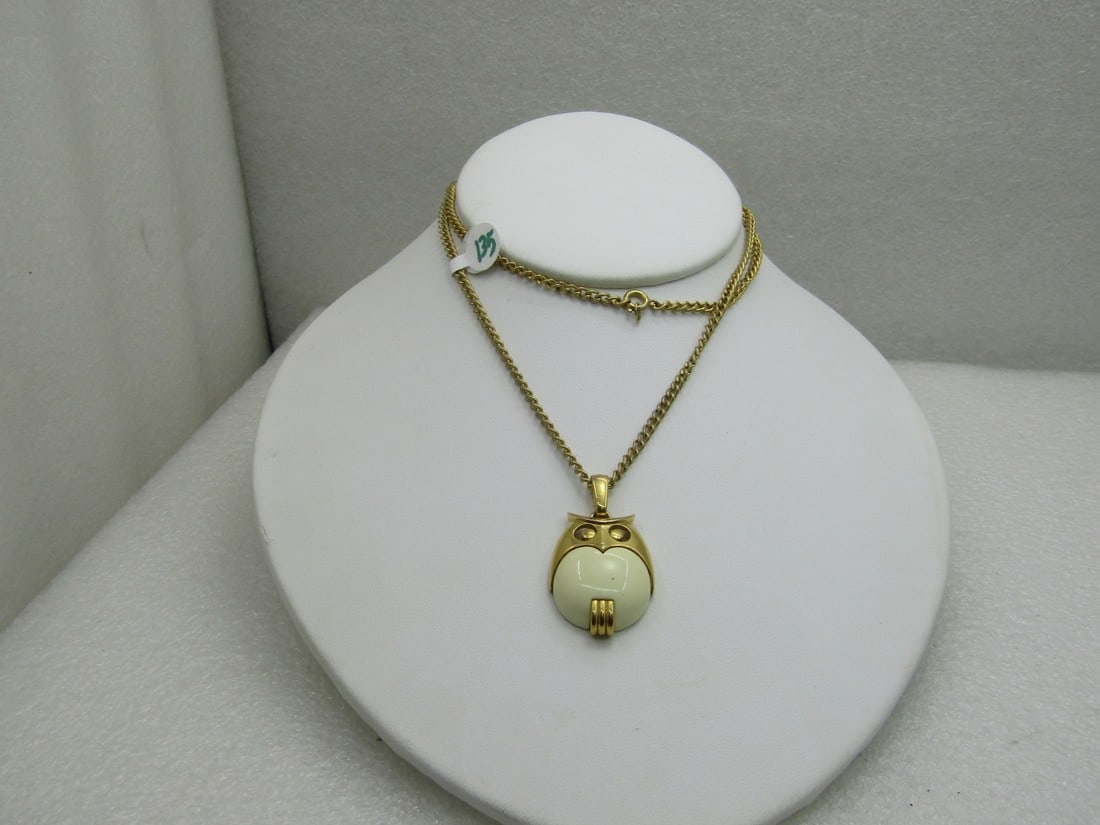 Vintage Trifari Gold Tone Owl Necklace, 22", 1970's-1980's (1 of 6)