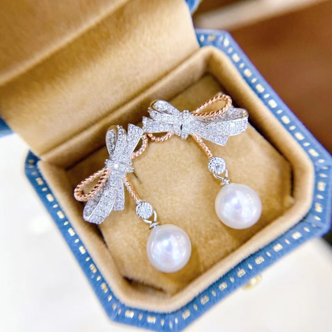 Bow Pearl Earrings (1 of 4)