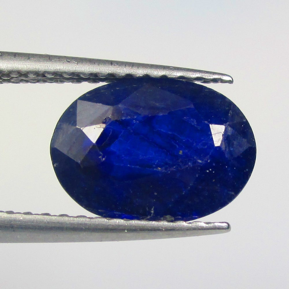 2.81 Ctw Diffusion Sapphire Oval Cut (1 of 2)