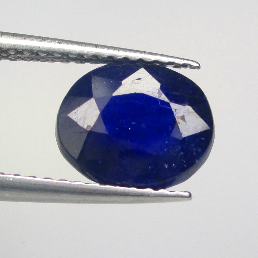 2.84 Ctw Diffusion Sapphire Oval Cut (1 of 2)