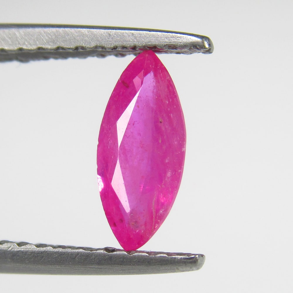 Natural Red Ruby - 0.70 Ct (1 of 2)