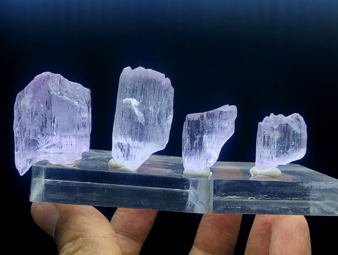 Mountain Shape Terminations Pink Kunzite Crystals, Kunzite Lot ,Rough Kunzite , Kunzite Gemstone, (1 of 7)
