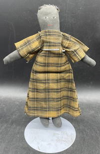 Folk Art Blak Americana Doll Primitive 10": Title: Folk Art Blak Americana Doll Primitive 10" Date/Period: UNKNOWN Dimension: approx 10" Material: fabric Additional Information: Folk Art Blak Americana Doll Primitive Charm Shipping: Domestic: F