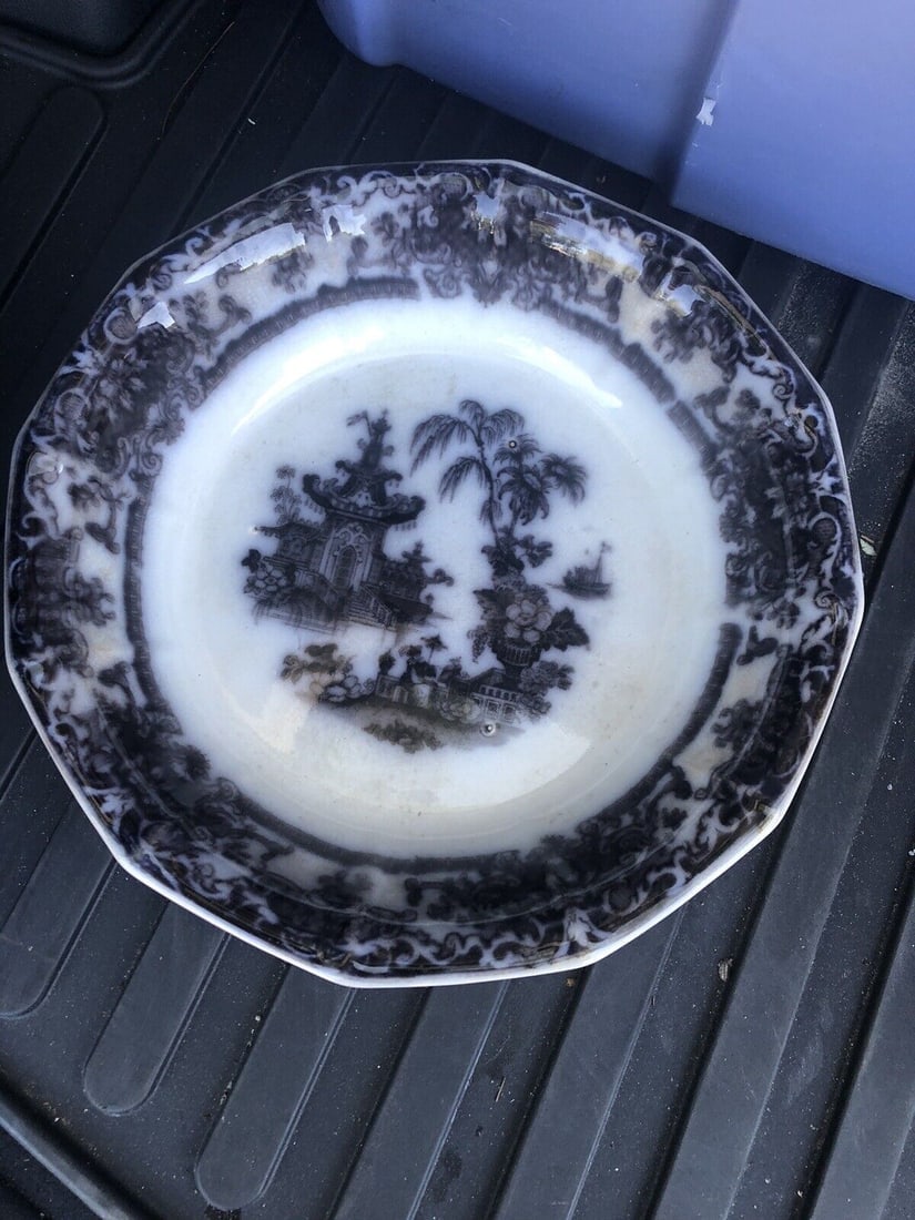 Corean Mulberry Potato Bowl: It measures 11” x 2 1/2” and is marked. It has no chips, cracks or repairs Shipping: Domestic: Flat-rate of $20.00 to anywhere within the contiguous U.S. International: Foreign shipping ra