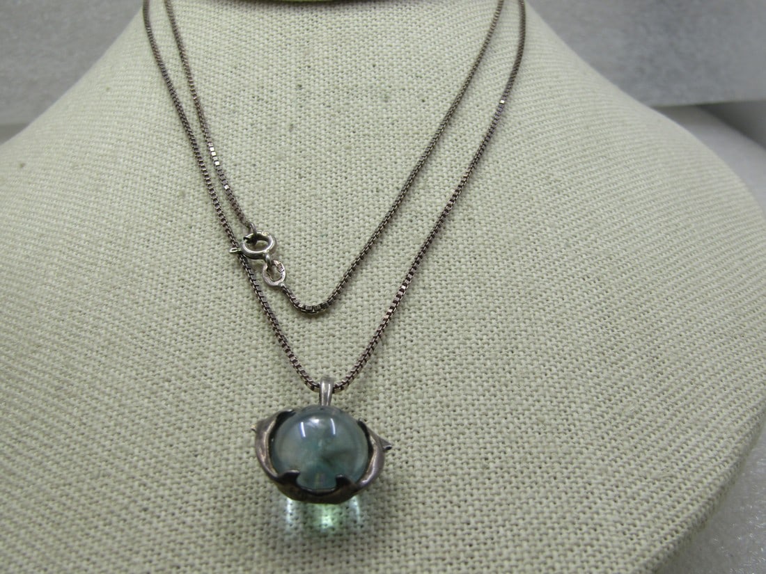 Vintage Sterling Double Dolphin Blue Marble Necklace 30" Box Chain,  1970's-1980's.  This hasa 12mm (1 of 7)
