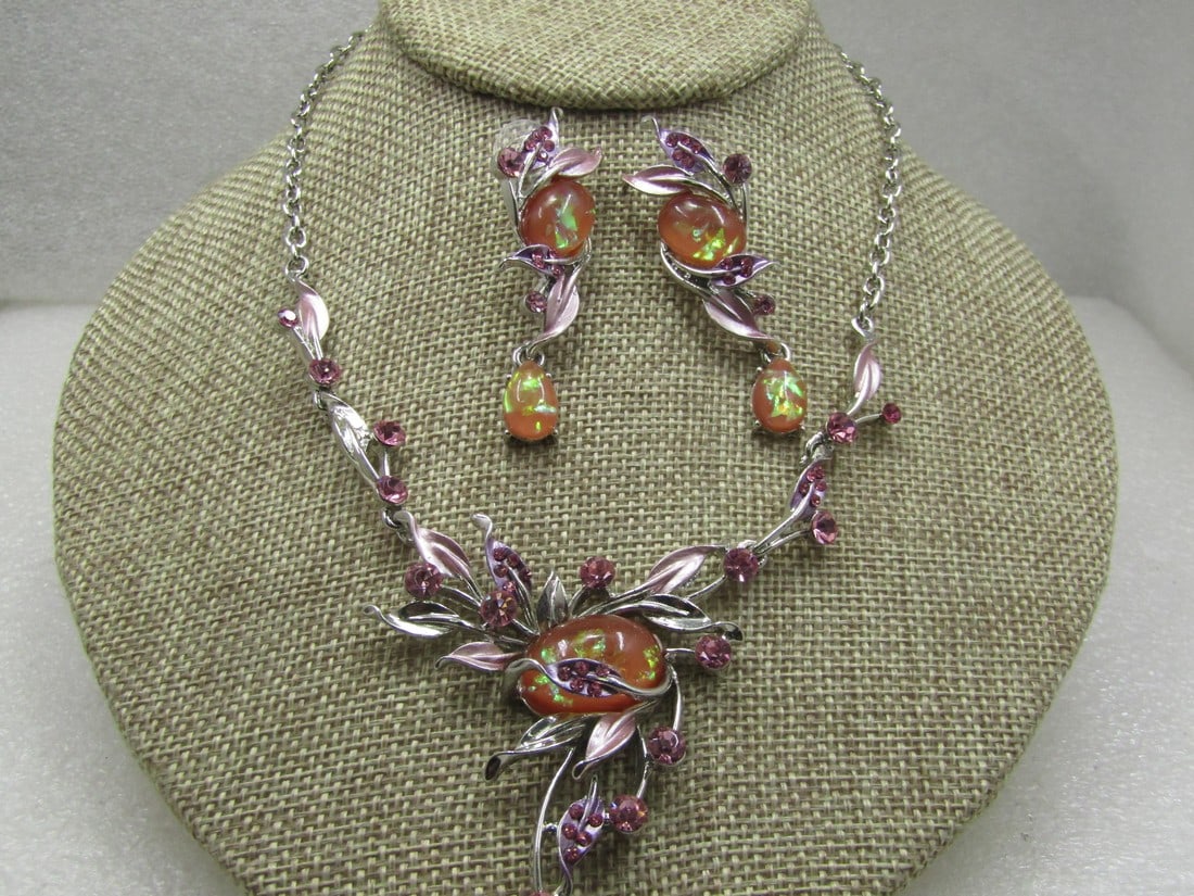 Vintage Pink Rhinestone Faux Opal Bib/Drop Necklace & Earrings Demi Parure. Statement 19" (1 of 5)