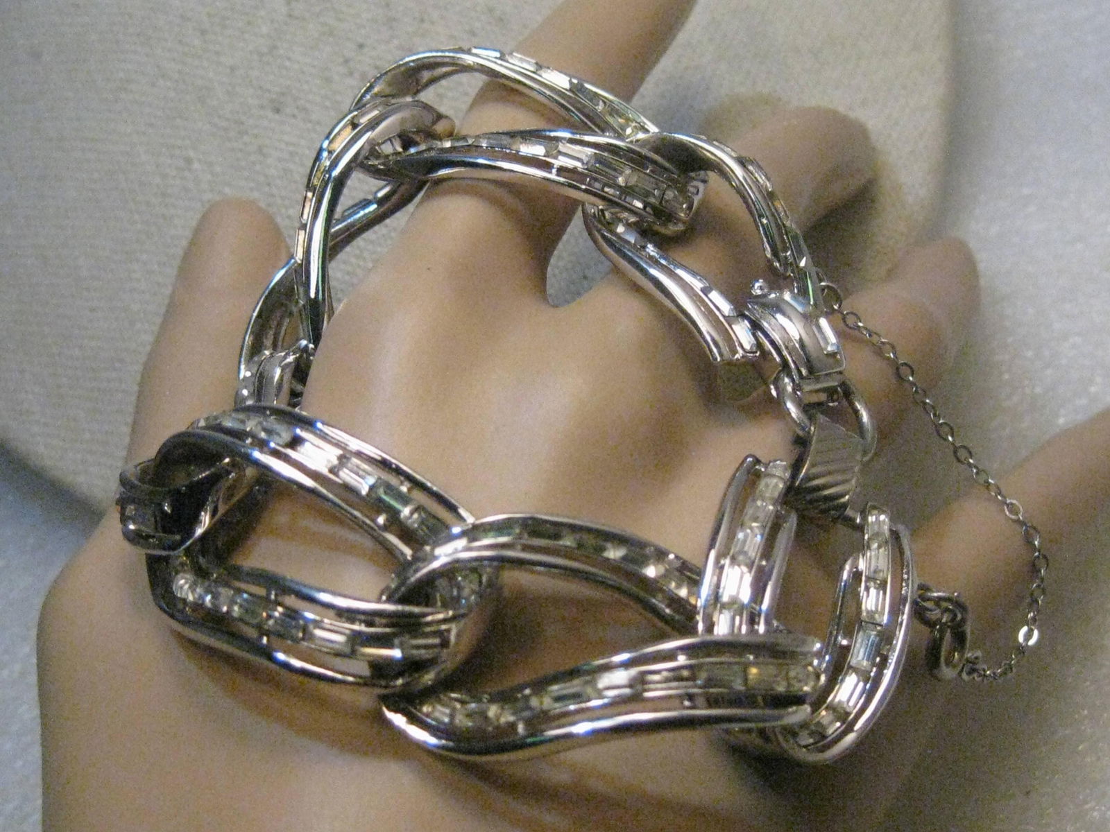 Vintage Coro Pegasus Baguette Bracelet, Chunky 7", 3/4" wide, Safety Chain (1 of 9)