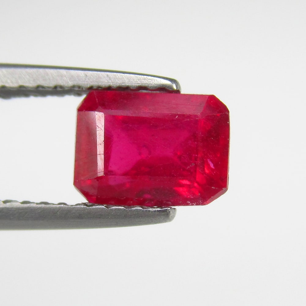 Natural Red Ruby - 1.36 Ct (1 of 2)